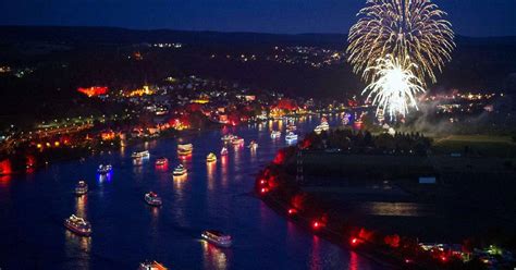 Rhine Cruise: Rhine in Flames Bonn 2022 .